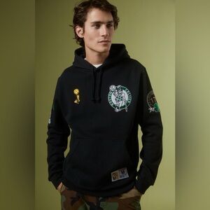 Mitchell & Ness Boston Celtics Champion City Hoodie Sweater Pullover Mens Sz Med